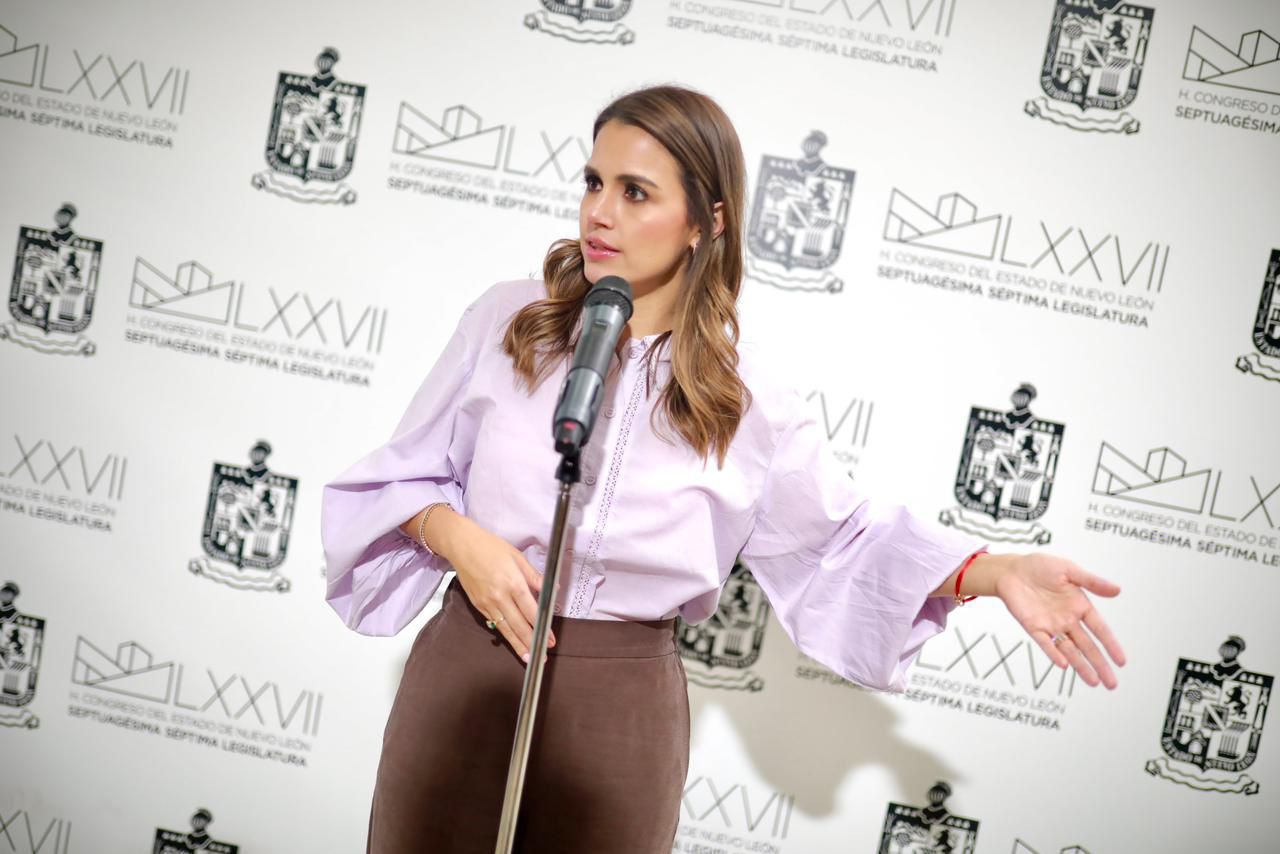 Lorena de la Garza pide revisar obras del metro y dar certeza de que no hay riesgo a la ciudadanía