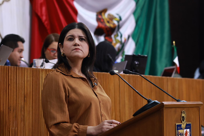 Busca Paola Linares fortalecer estrategias contra embarazo adolescente en Nuevo León