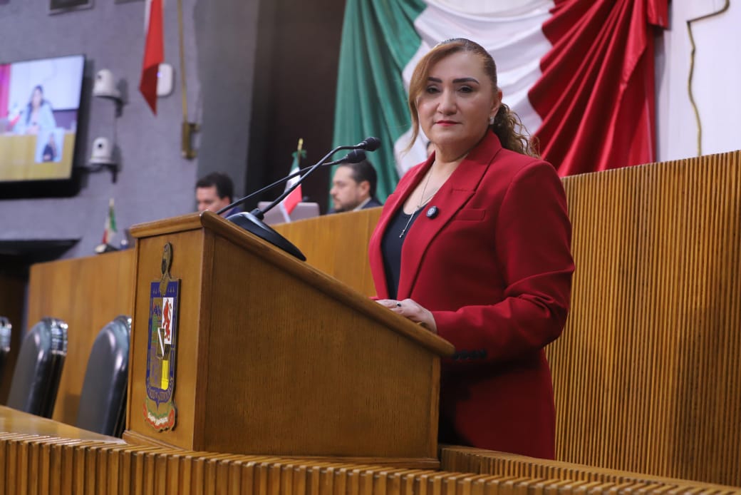 Exige Myrna Grimaldo reforzar seguridad en transporte público de NL