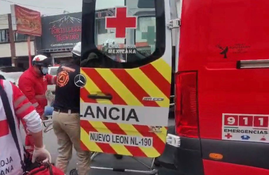 Mujer resulta lesionada tras quedar atrapada en maquina de tortillas en Monterrey