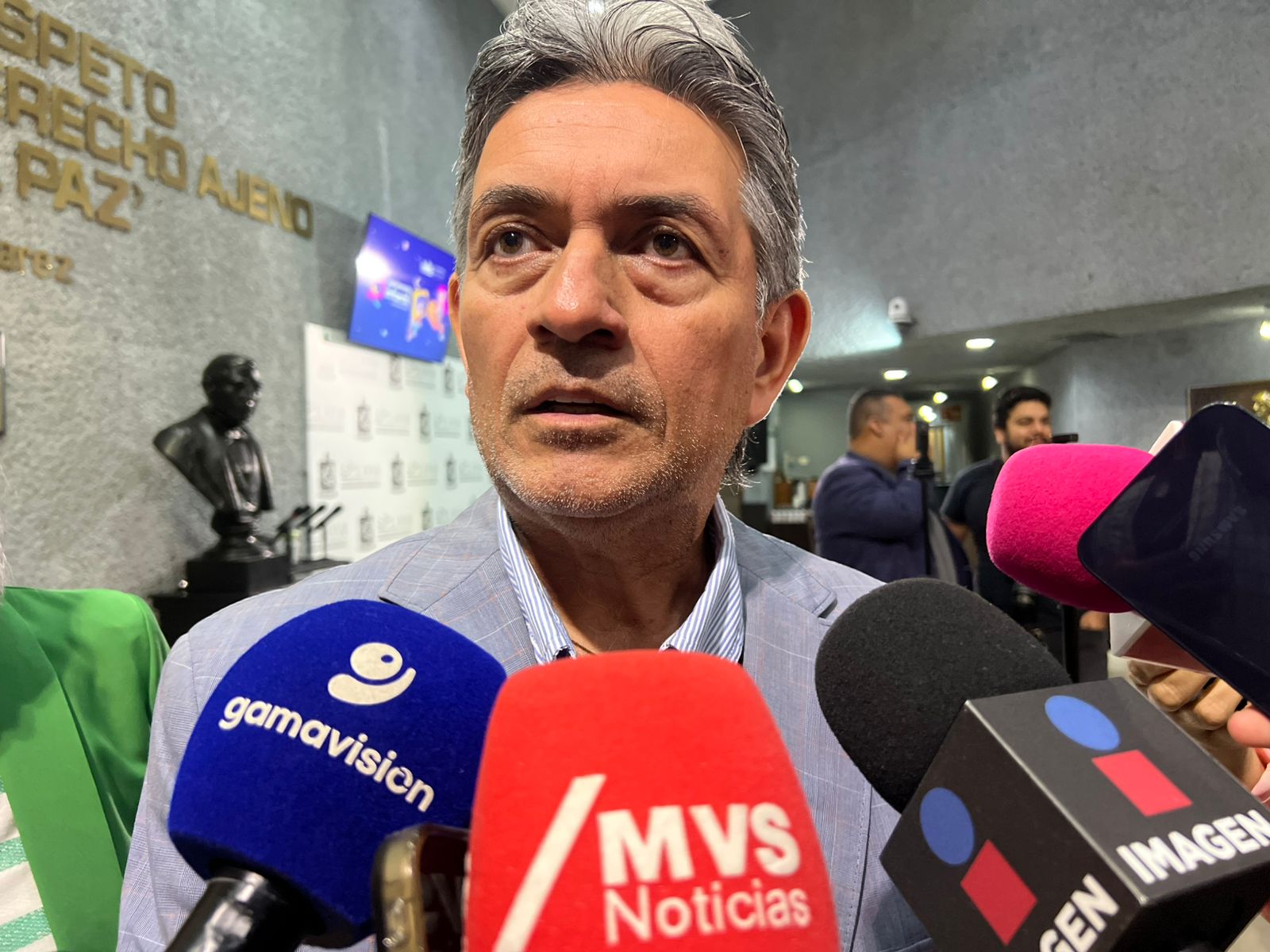 Refuerzan protocolos de seguridad en escuelas de NL tras amenazas