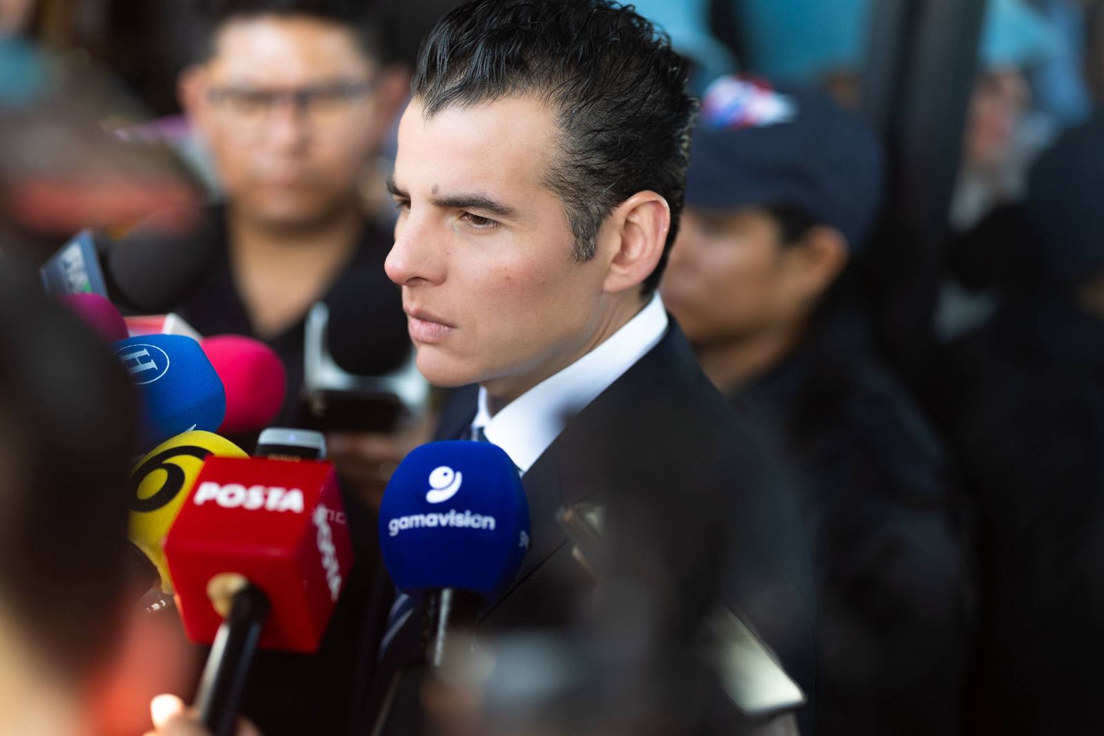 Invita Miguel Flores a jóvenes a impulsar emprendimiento e innovación