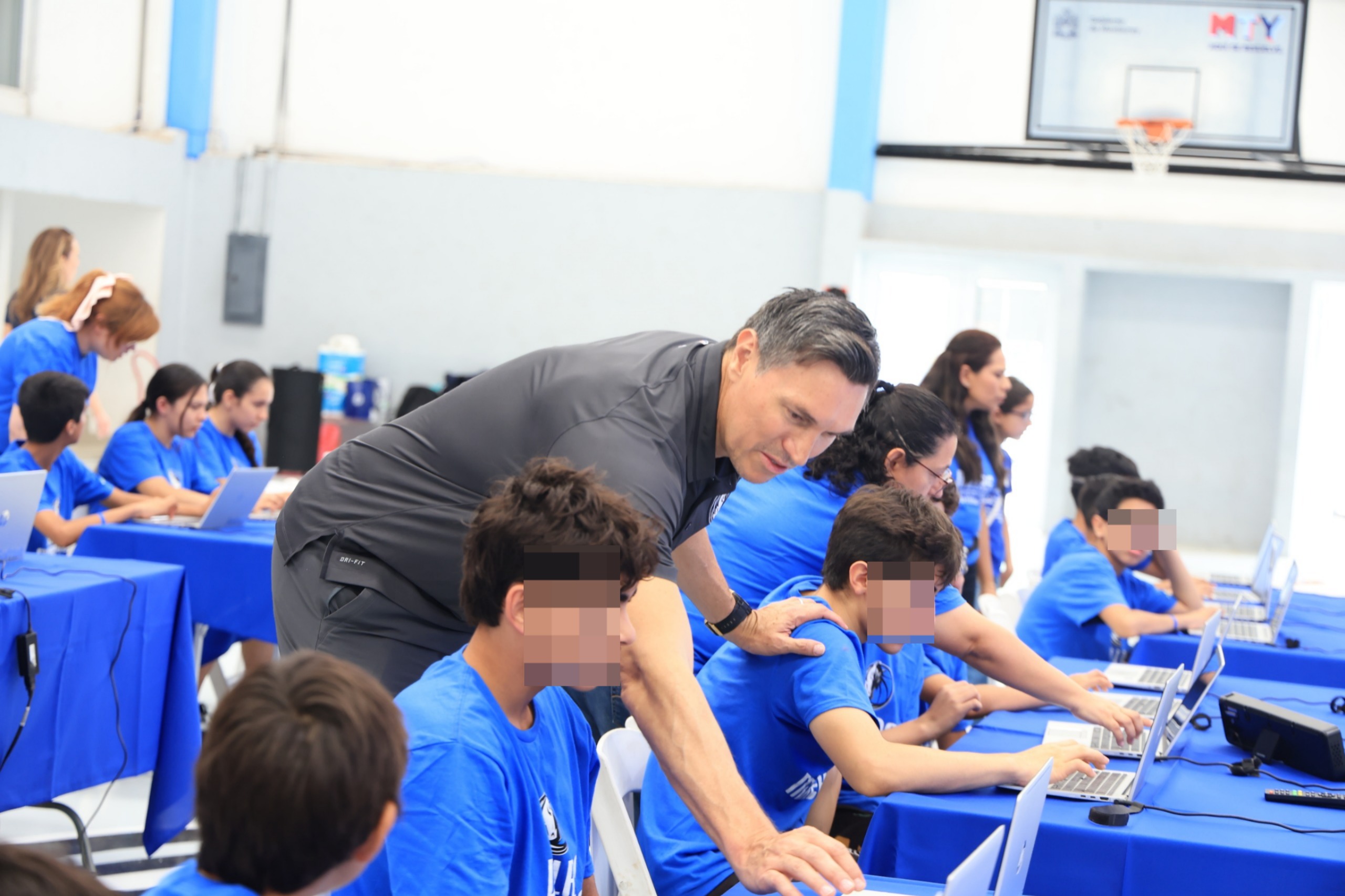 Impulsa Monterrey el talento juvenil con clínicas de básquetbol