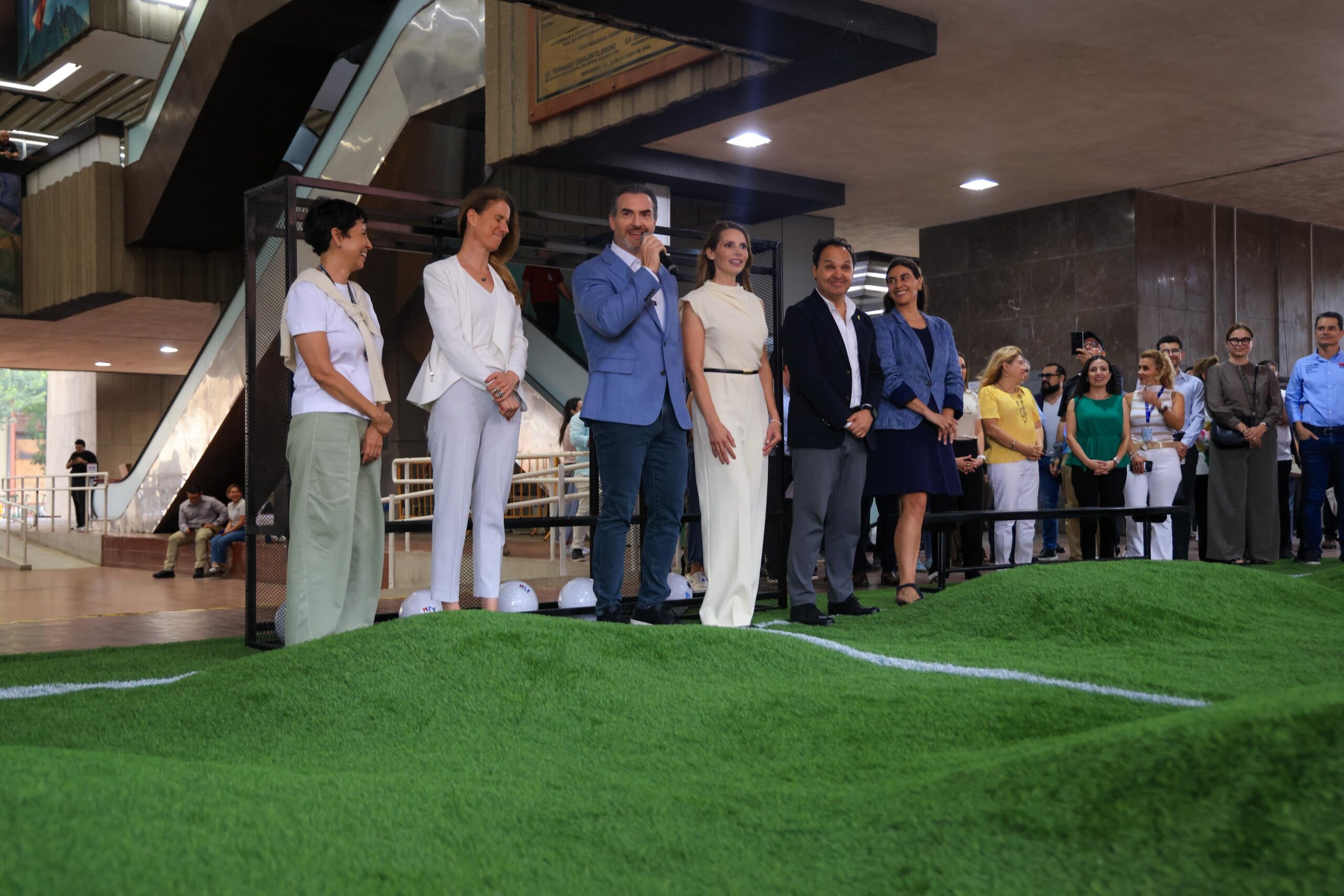 Inaugura Monterrey “Canchas Desiguales”